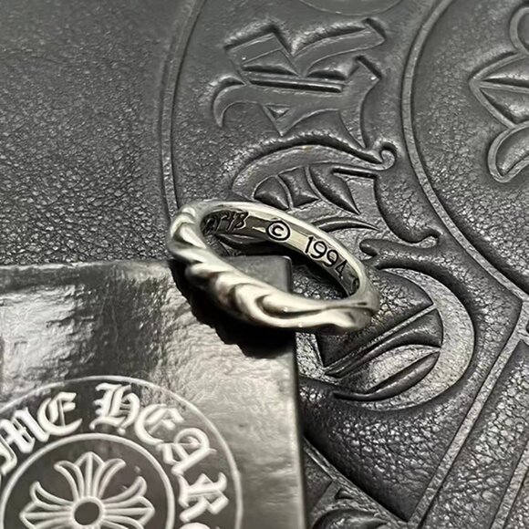 Chrome Hearts Retro Pattern Ring - Picture 5 of 7